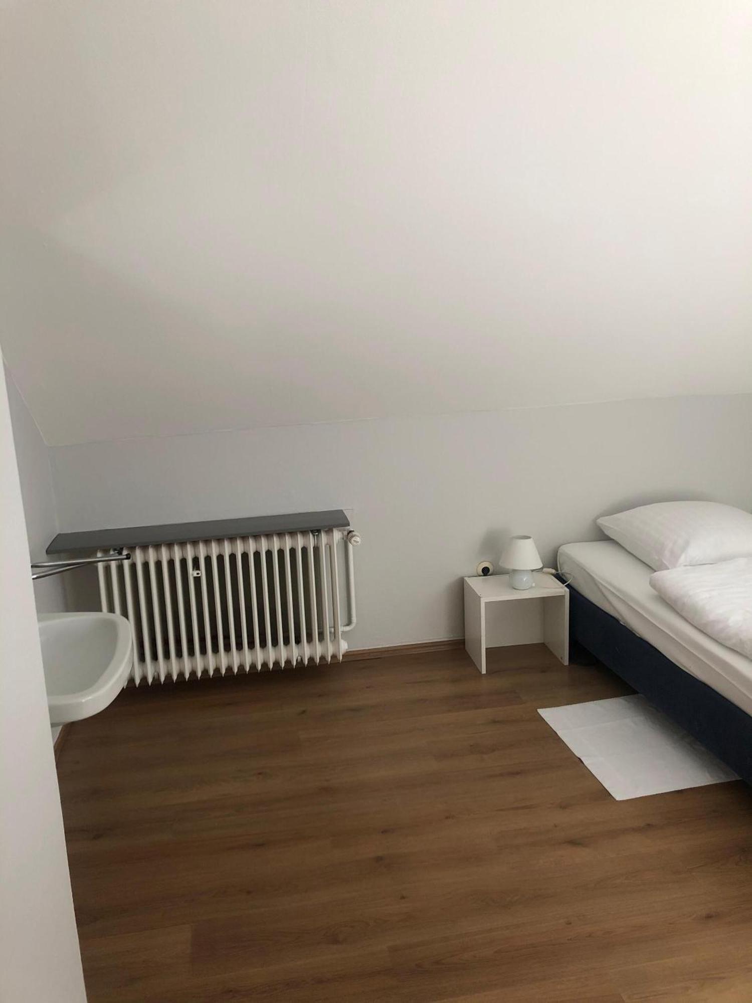 Hotel Schwaferts Вупертал Екстериор снимка