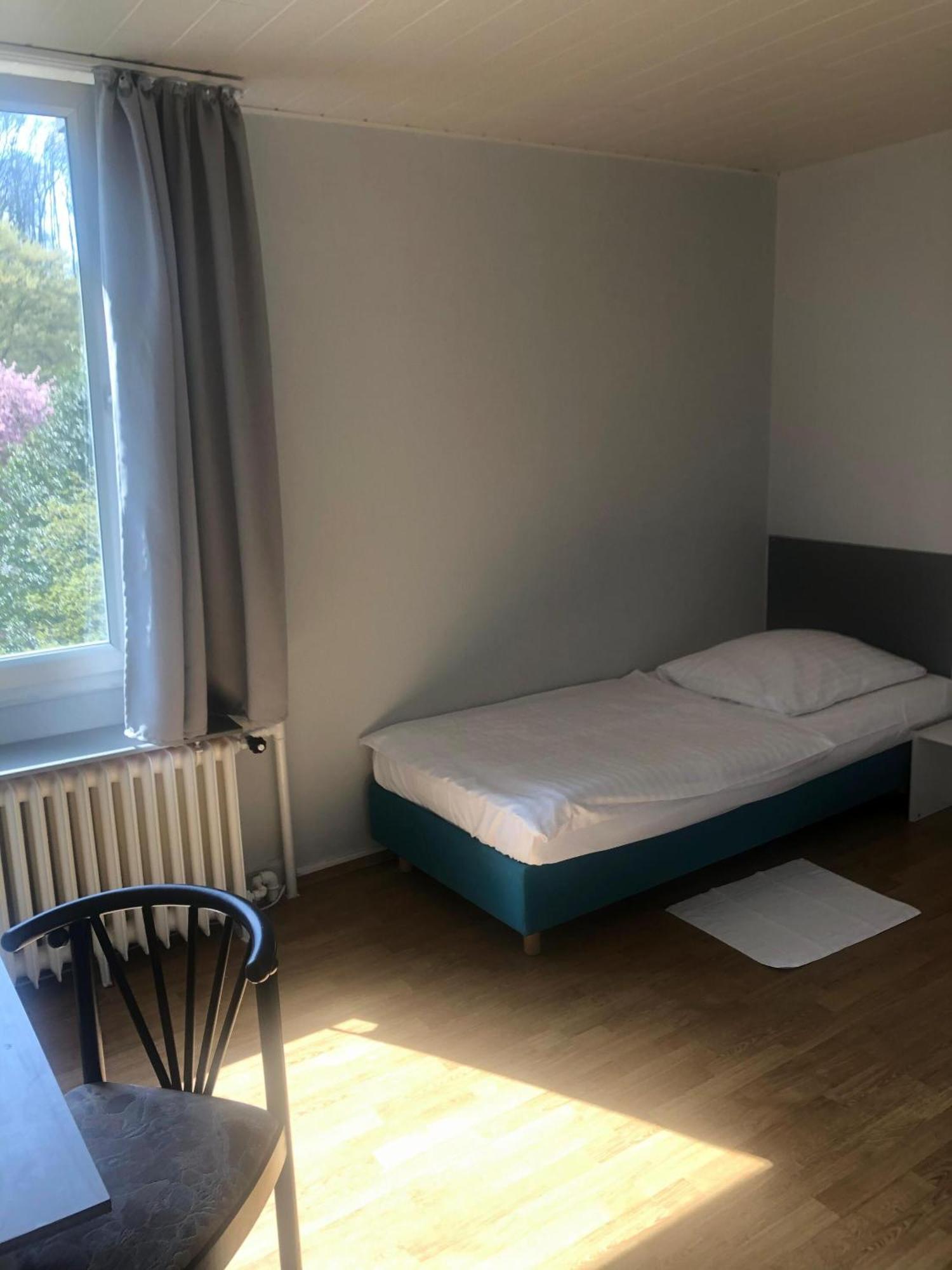 Hotel Schwaferts Вупертал Стая снимка