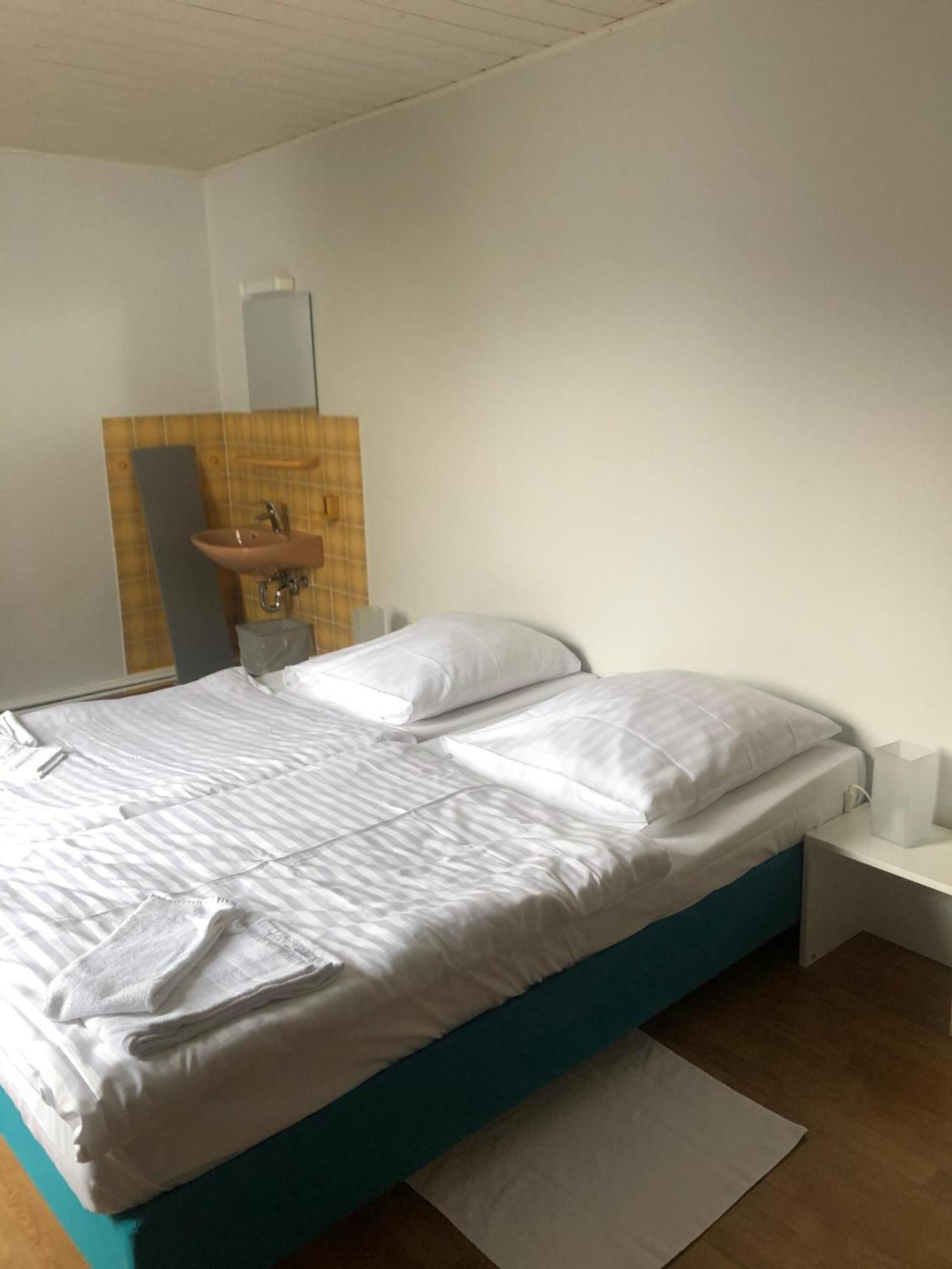 Hotel Schwaferts Вупертал Стая снимка