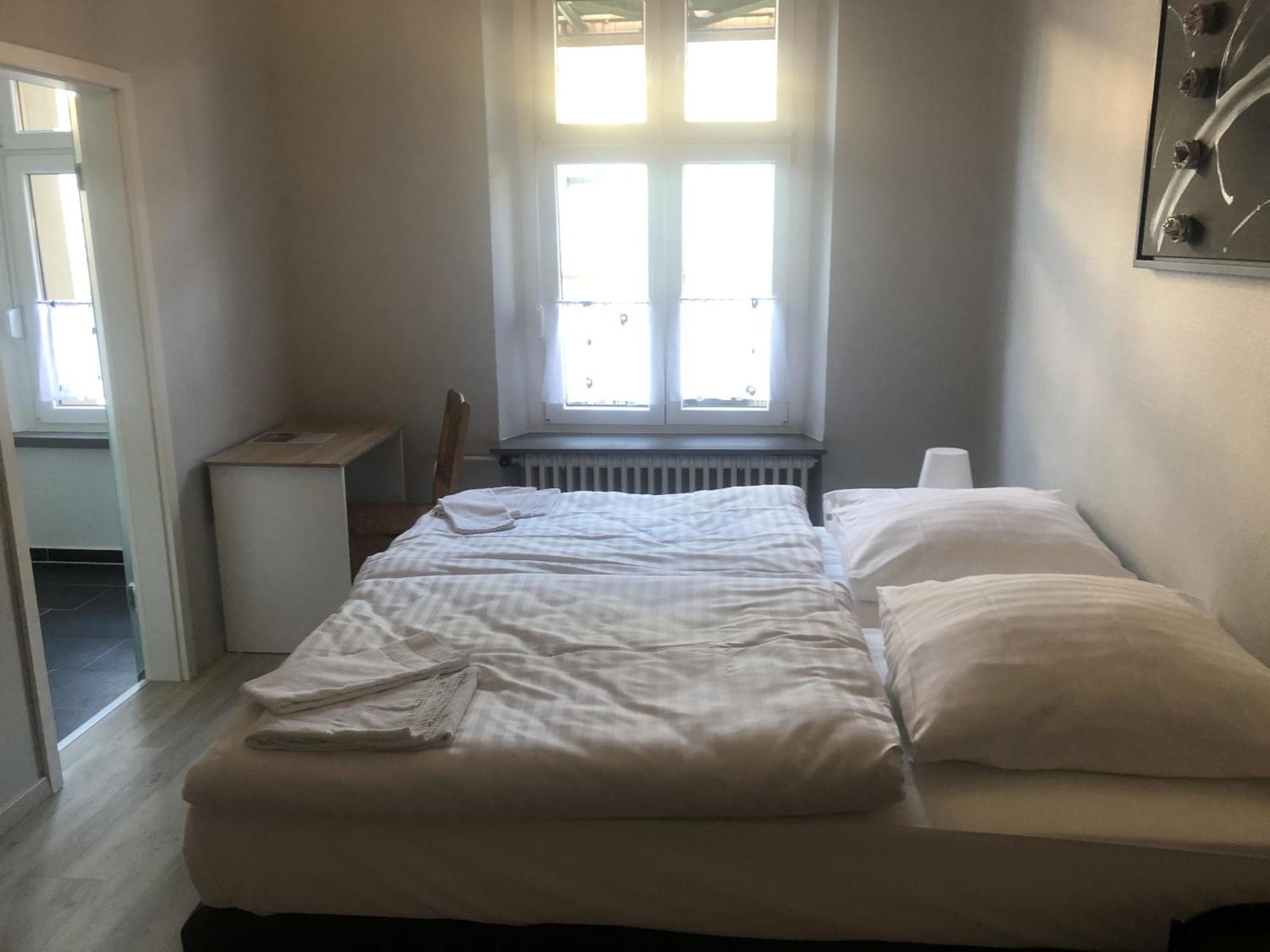 Hotel Schwaferts Вупертал Екстериор снимка